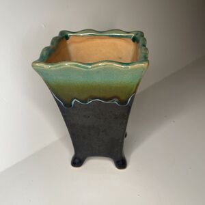 Vintage Canadian Green Pottery Vase unmarked - McMaster Craft